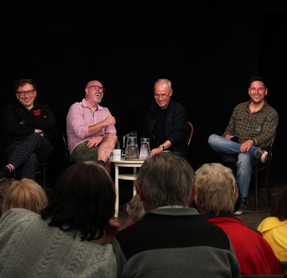 Novinky - Rozpravy s Martinem Písaříkem, Petrem Stachem a Janem Holíkem