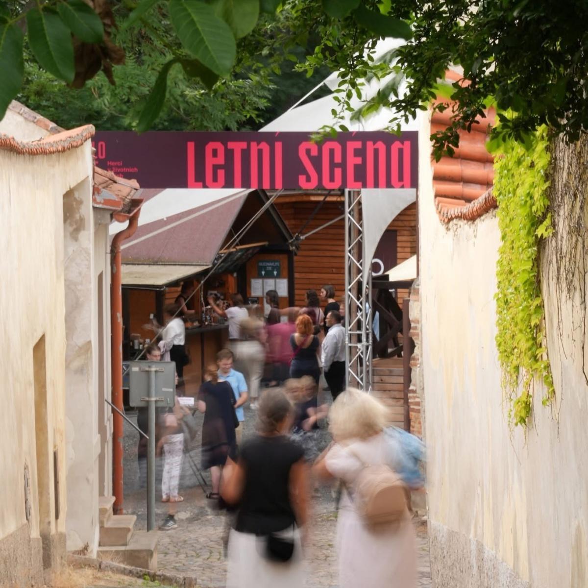 Novinky - 40 % vstupenek na Letní scénu je pryč! Zajistěte si svá místa včas