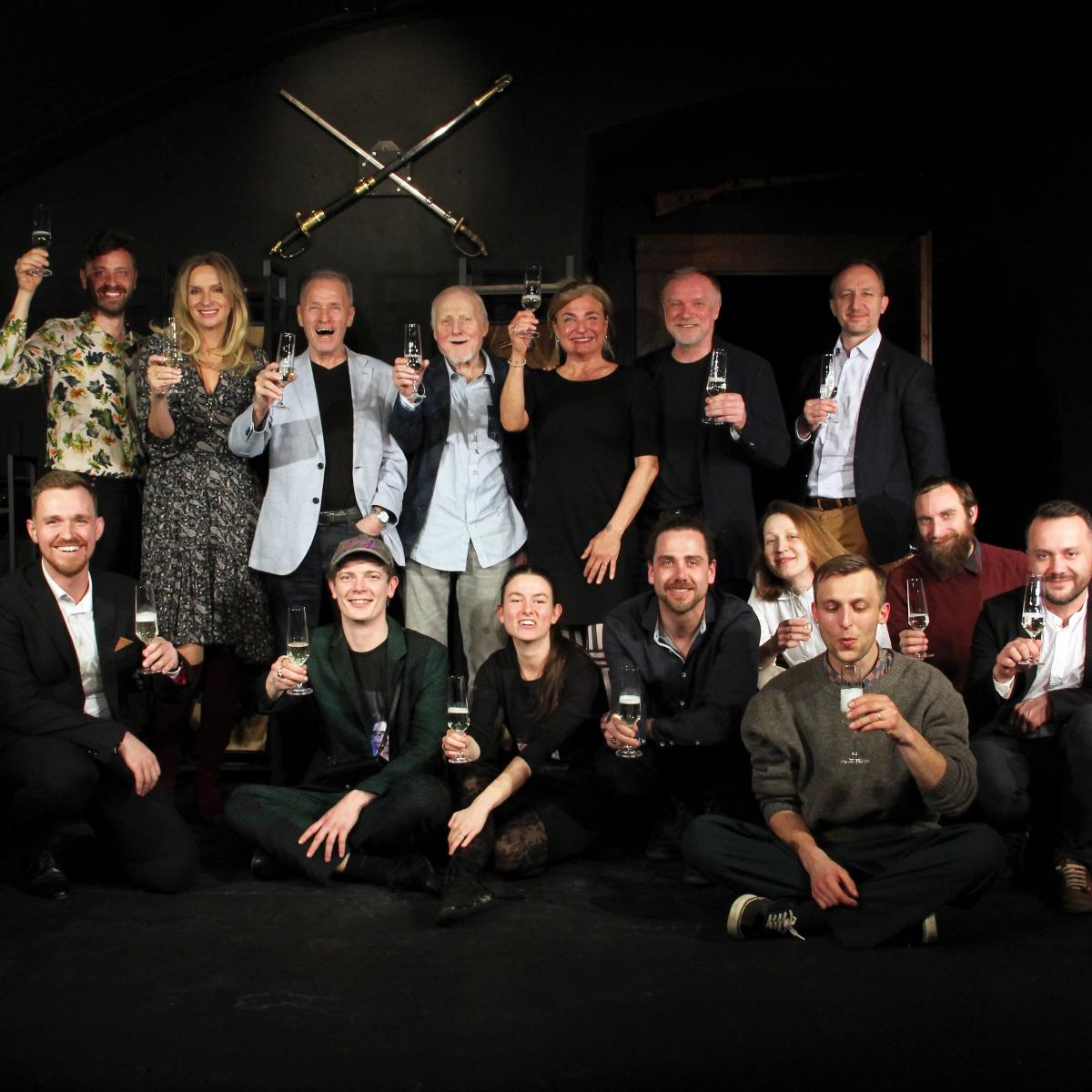 Novinky - Švýcarsko: Premiérové večery 