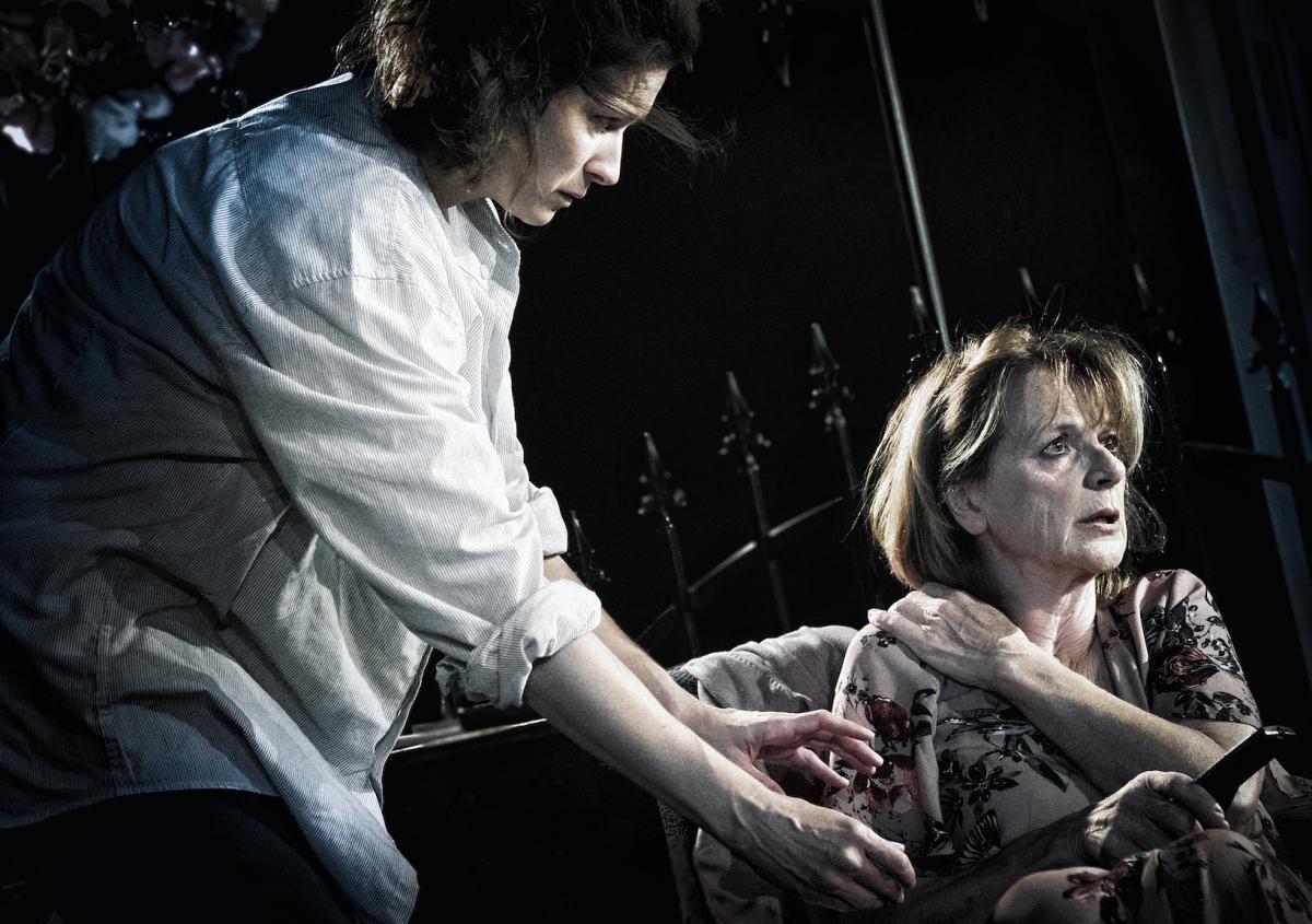 Dobrou noc, mami - fotky z inscenace