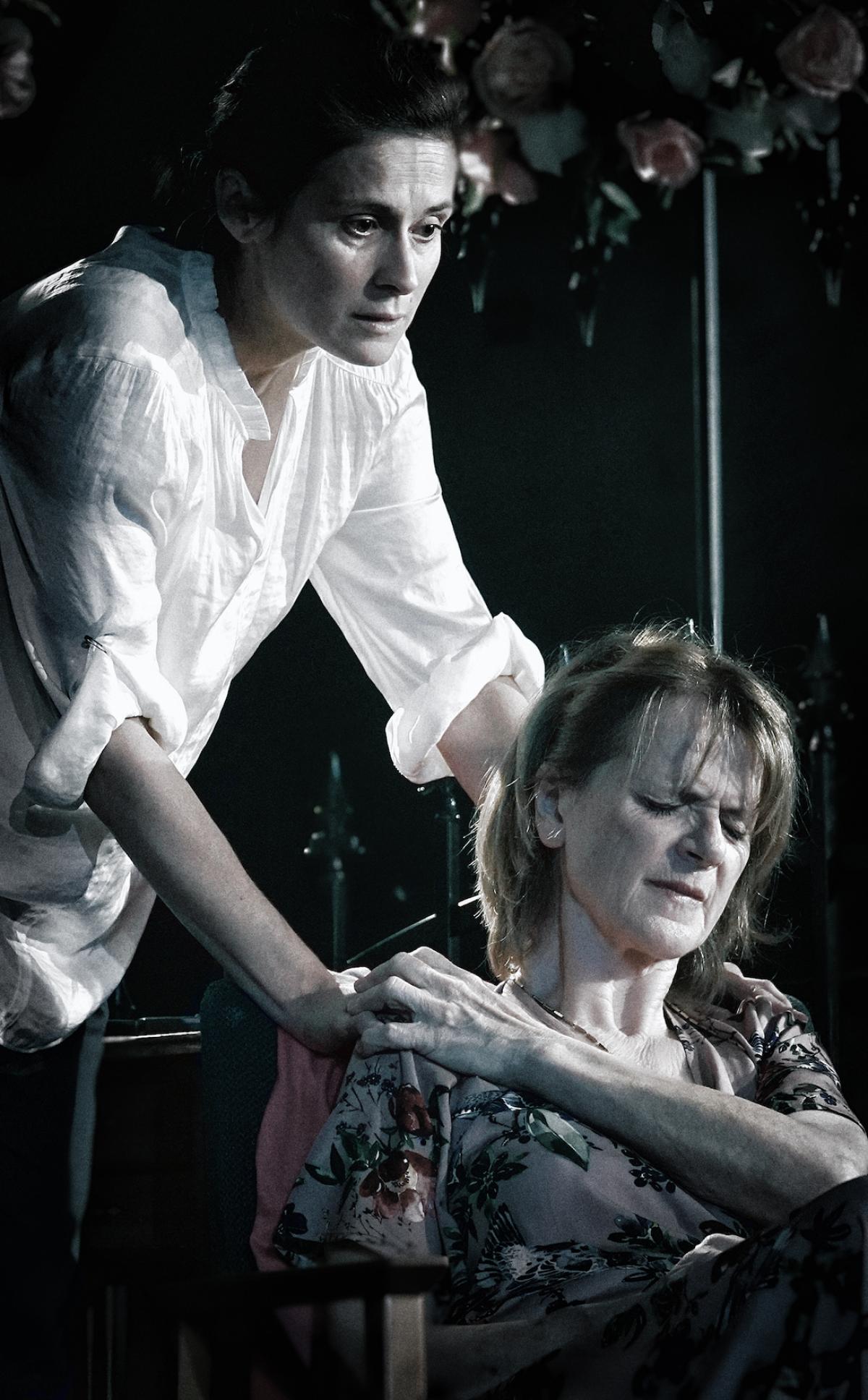 Dobrou noc, mami - fotky z inscenace