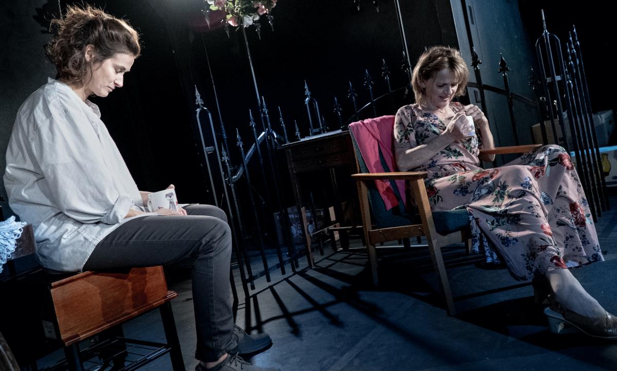 Dobrou noc, mami - fotky z inscenace