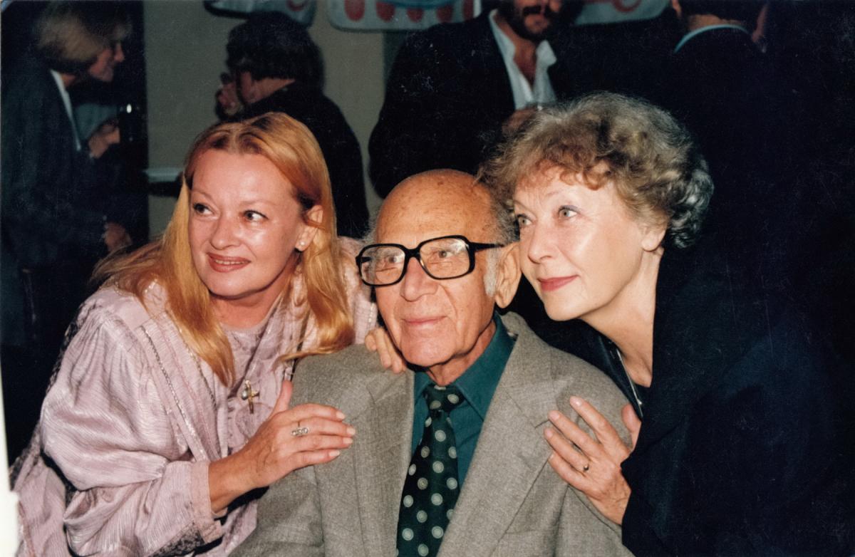 PRVNÍ PŘEDSTAVENÍ