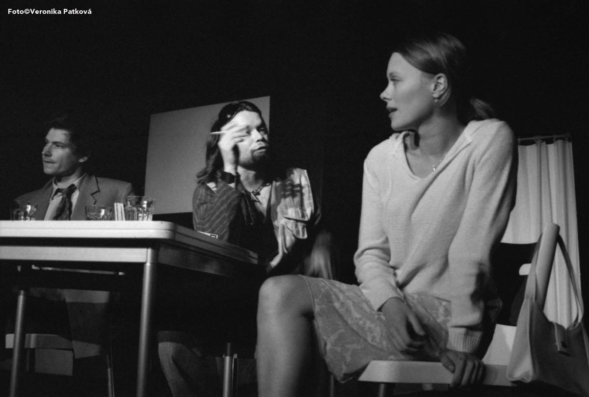 LÁSKA A POROZUMĚNÍ