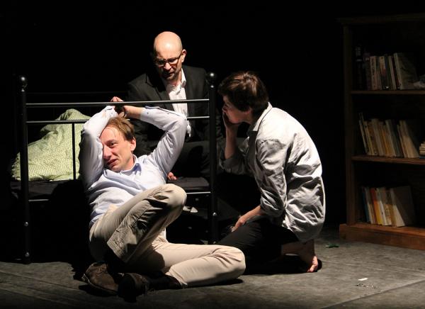 Smrt a dívka - fotky z inscenace (foto Marie Krbová)