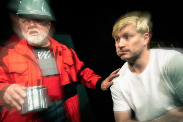 TO MÁM ALE KLIKU - fotky z inscenace