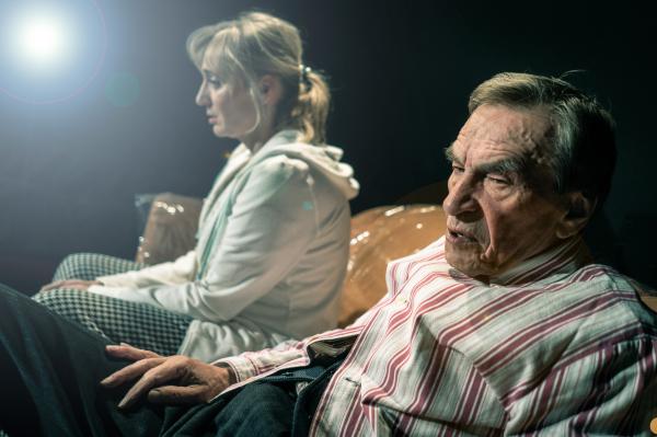 TO MÁM ALE KLIKU - fotky z inscenace