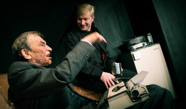 TO MÁM ALE KLIKU - fotky z inscenace