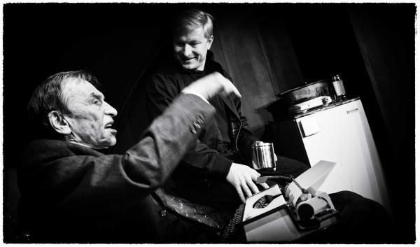 TO MÁM ALE KLIKU - fotky z inscenace