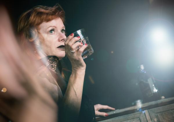 TRHNI SI, OTČE! - fotky z inscenace