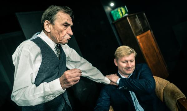 TO MÁM ALE KLIKU - fotky z inscenace