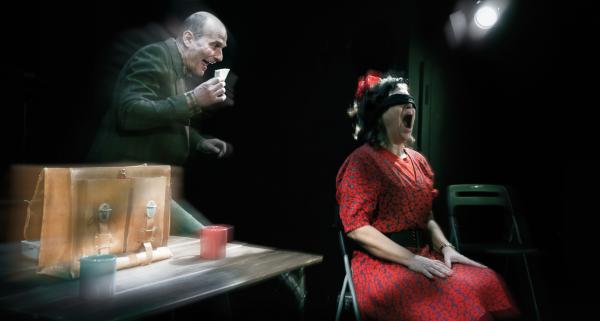 Stůl pro dva - fotky z inscenace