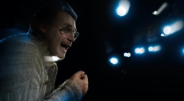 Slepice na zádech - Fotografie z inscenace