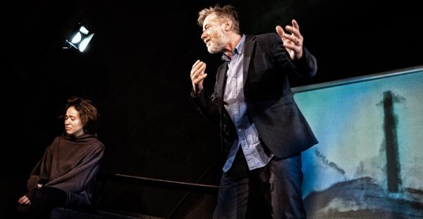 Cesta k vodopádům - Fotografie z inscenace