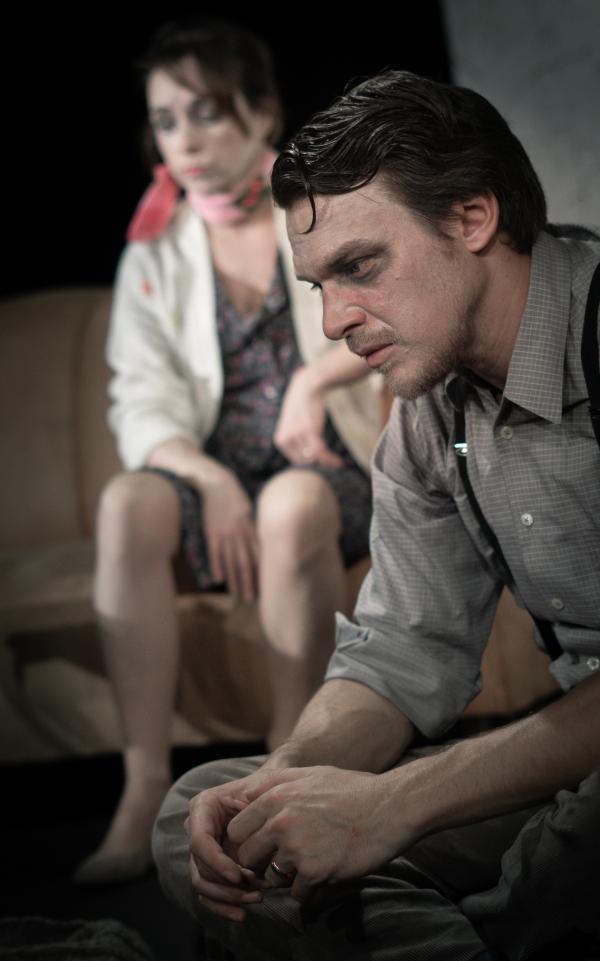 Slepice na zádech - Fotografie z inscenace